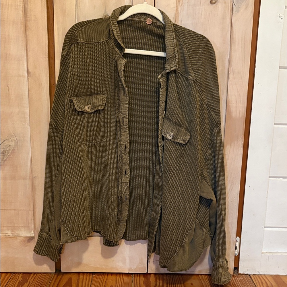 Free People army green waffle button down top size S